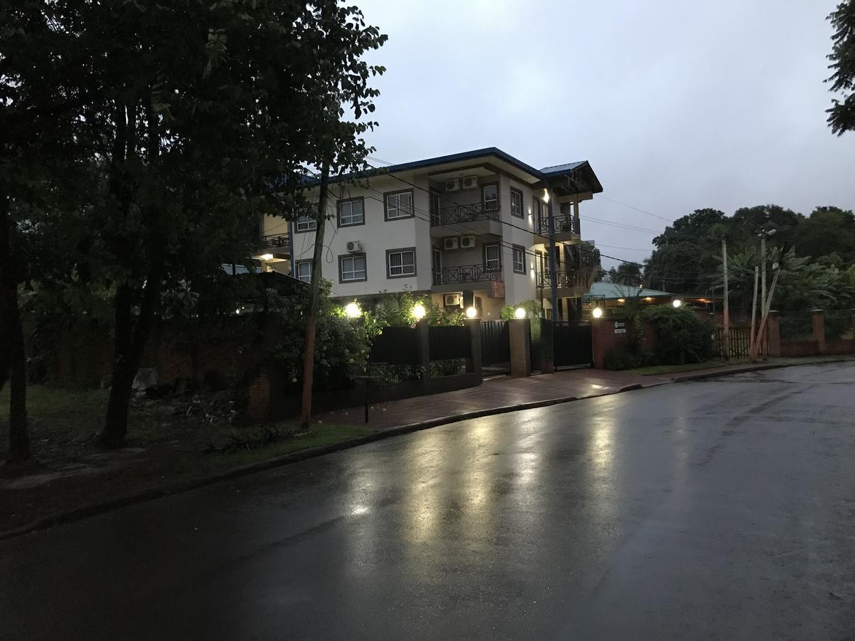 Ocio Apart Puerto Iguazu Exterior photo